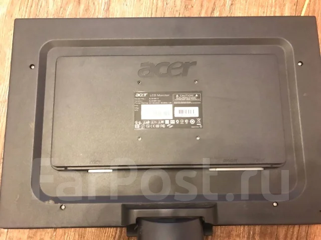 Acer. 19" ����