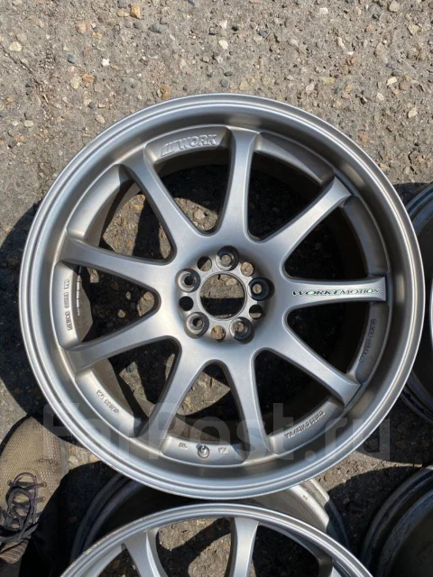 Work Emotion XD9. 8.0x18", 5x100, ET45 ����