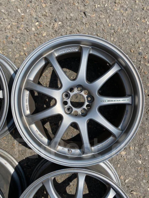 Work Emotion XD9. 8.0x18", 5x100, ET45 ����