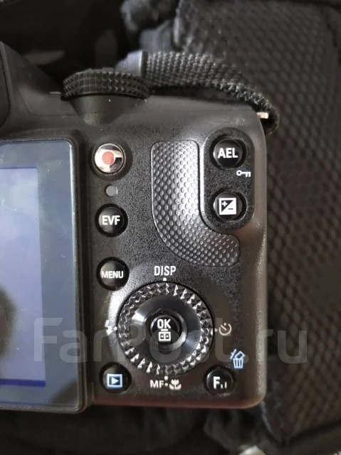 Samsung WB5000. 10 - 14.9 ��, ���: 14� � ����� ����