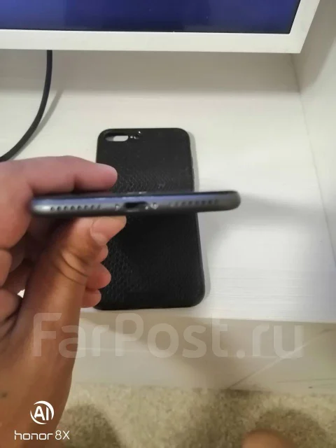 Apple iPhone 8 Plus. �/�, �����, 3G, 4G LTE, ����������, NFC ����