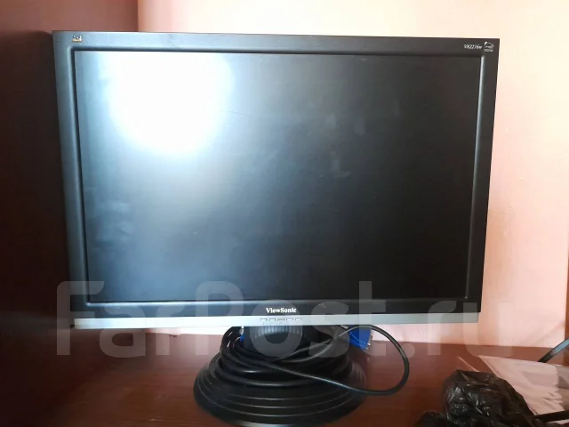 ViewSonic. 22" ����