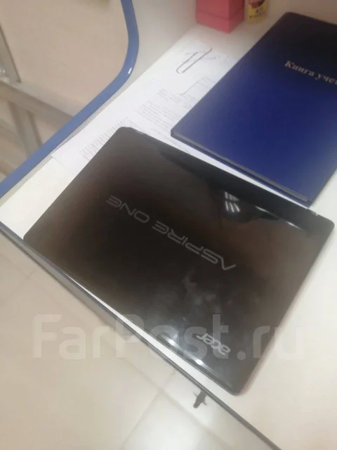 Acer Aspire One. 11.6", 1,1����, ��� 2048 ��, ���� 500���, WiFi: 1, Bluetooth: 1, ����������� �� 3��. ����
