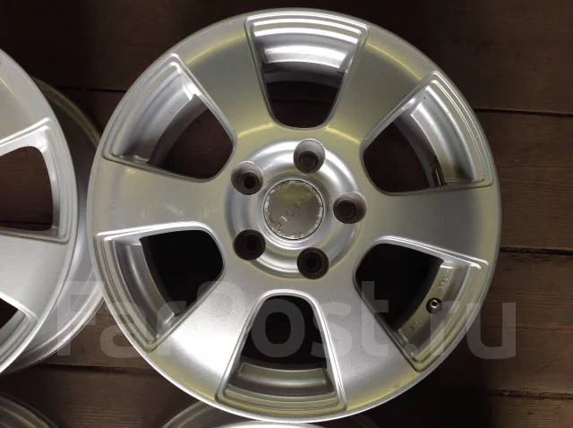 Creole. 6.0x15", 5x114.3, ET45 ����