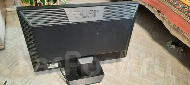 Acer. 22" ����