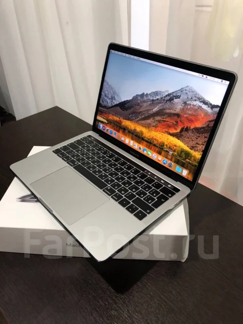 Apple MacBook Pro 13 2018 MR9U2. 13.3", 3,8����, ��� 8 ��, ���� 256���, WiFi: 1, Bluetooth: 1, ����������� �� 10��. ����