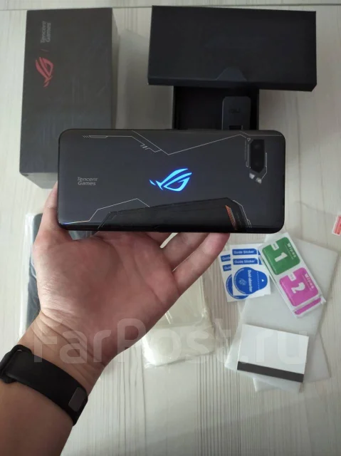 Asus ROG Phone II. �/�, ������, 3G, 4G LTE, Dual-SIM, NFC ����