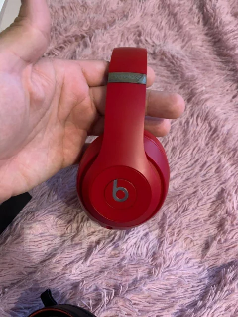 Beats Studio 3 ����