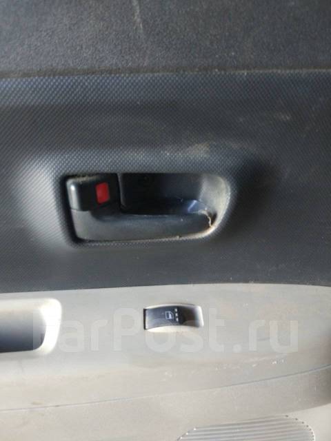 Как снять накладку двери тойота