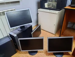 Samsung. 19" ����