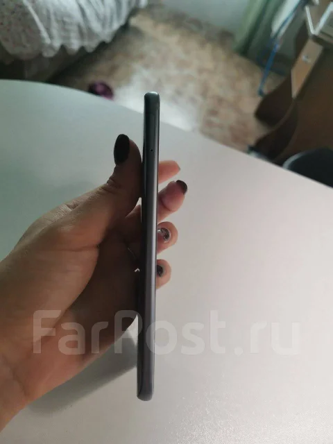 Honor 9. �/�, �����������, 3G, 4G LTE, Dual-SIM, NFC ����