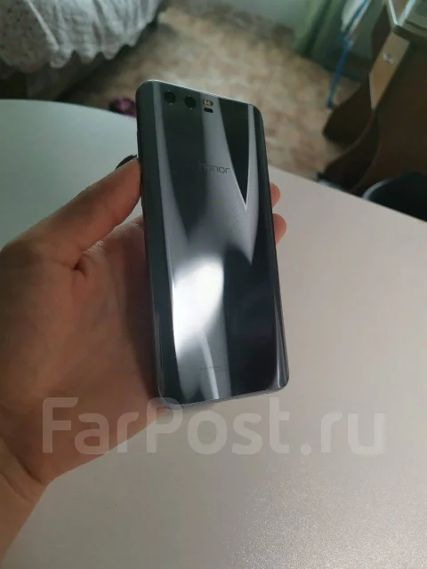 Honor 9. �/�, �����������, 3G, 4G LTE, Dual-SIM, NFC ����