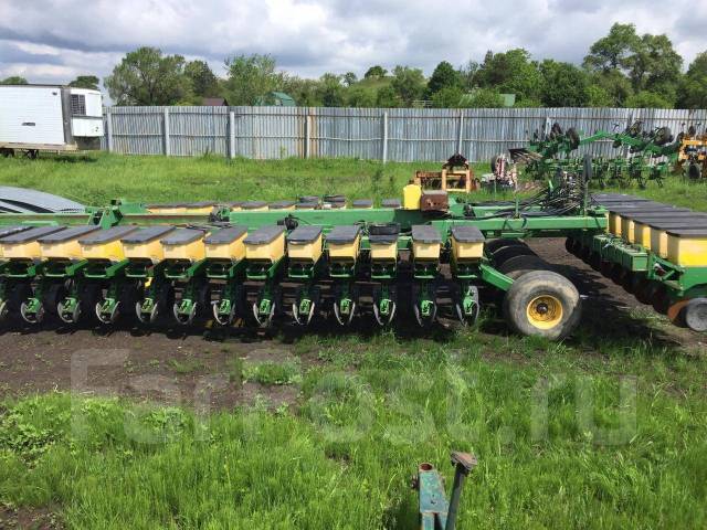 Сеялки джон. John Deere DB 60. Кукурузная сеялка Джон Дир. Джон Дир сеялка DB. Сеялка Джон Дир ДБ 16.