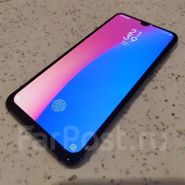 Xiaomi Mi9 SE. �/�, �����, 4G LTE, Dual-SIM, NFC ����