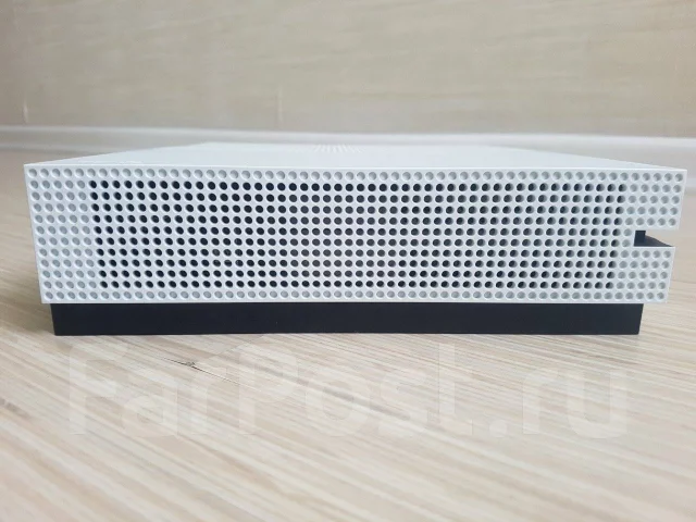Microsoft Xbox One S ����