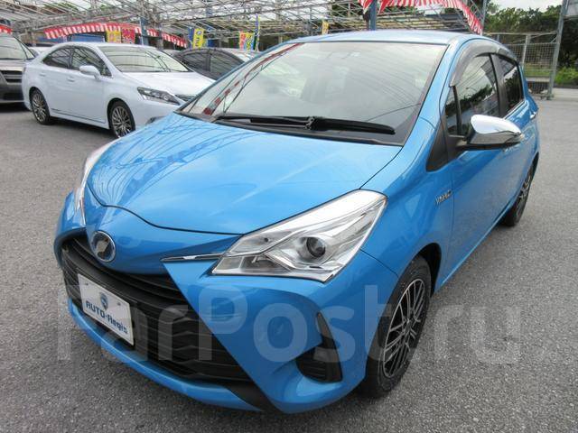 Toyota Vitz 2017 гибрид