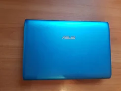 Asus Eee PC 1025CE. 10.1", 1,8����, ��� 2048 ��, ���� 450���, WiFi, Bluetooth, ����������� �� 6��. ����