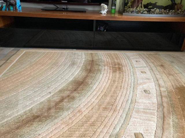 Продам тумбу под телевизор - Мебель во Владивостоке