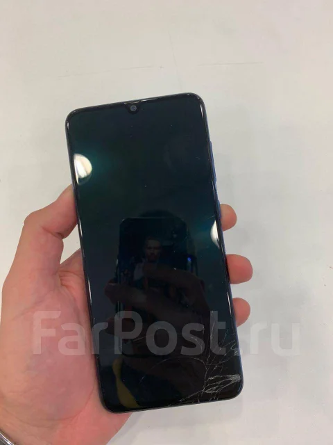 Samsung Galaxy A70. �/�, �����, 3G, 4G LTE, Dual-SIM, ����������, NFC ����