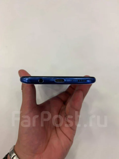 Samsung Galaxy A70. �/�, �����, 3G, 4G LTE, Dual-SIM, ����������, NFC ����