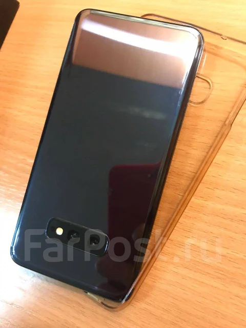 Samsung Galaxy S10e. �����, 4G LTE, Dual-SIM, ����������, NFC ����