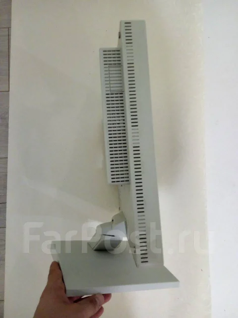 NEC. 17" ����