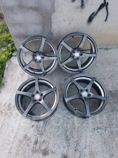 K-Racing. 8.0x17", 5x100, ET-45 ����