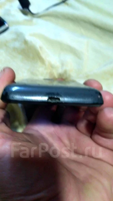 Philips Xenium. �/�, 3G ����