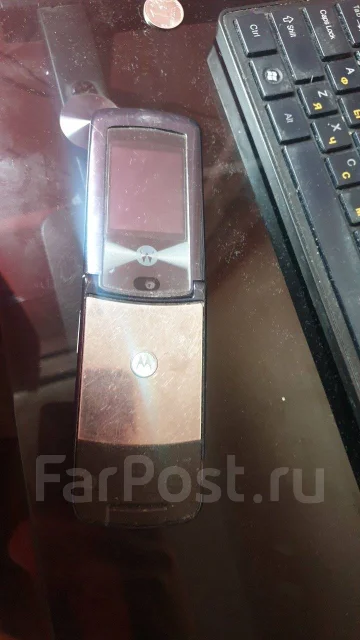 Motorola RAZR2 V8. �/�, �����, 3G ����