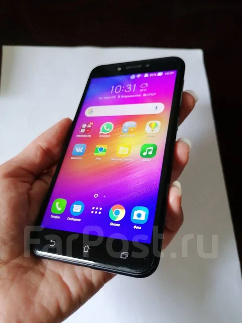 Asus ZenFone Live ZB501KL. �/�, 32 ��, ������, 4G LTE, Dual-SIM ����