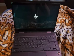 HP Envy. 13.3", 2����, ��� 4 ��, ���� 128���, WiFi: 1, Bluetooth: 1, ����������� �� 8��. ����