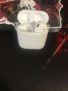 Apple AirPods ����