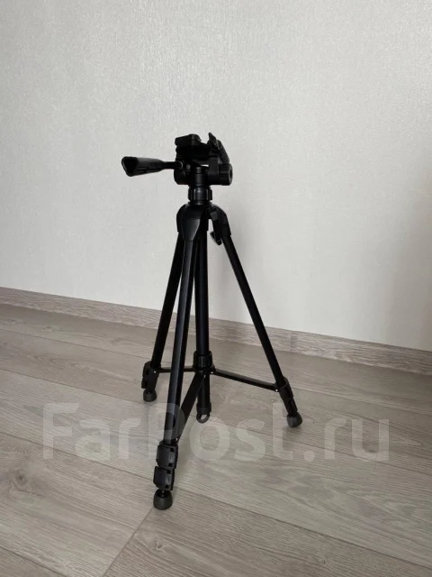 Sony Alpha SLT-A37 ����