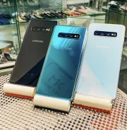 Samsung Galaxy S10. �/� ����