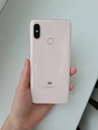Xiaomi Mi8. �/�, �������, 4G LTE, Dual-SIM, NFC ����