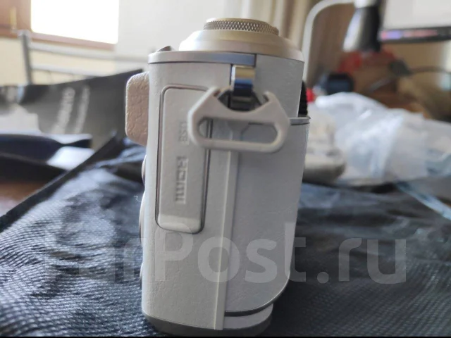 Olympus Pen E-PL9. 15 - 19.9 �� ����