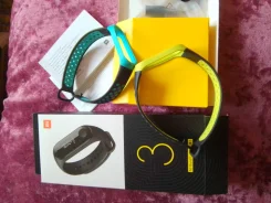 Xiaomi Mi Band 3 ����
