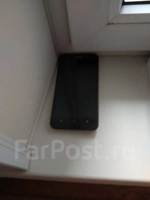 Asus ZenFone 2 ZE551ML. �/�, �������, 3G, 4G LTE, Dual-SIM, NFC ����