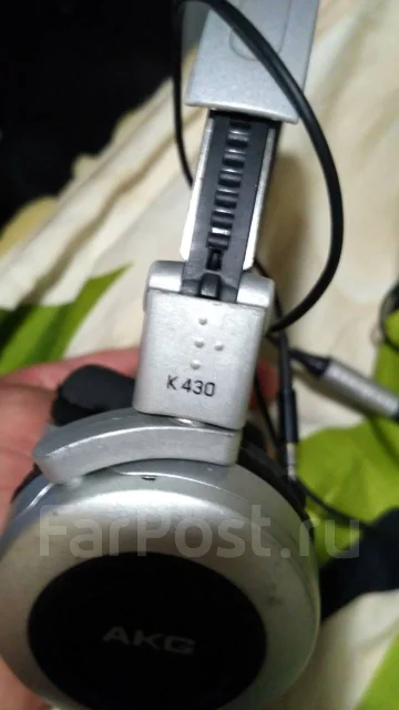 AKG ����