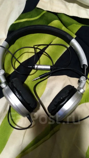 AKG ����