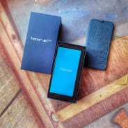 Honor View 10. �/�, ������ ����