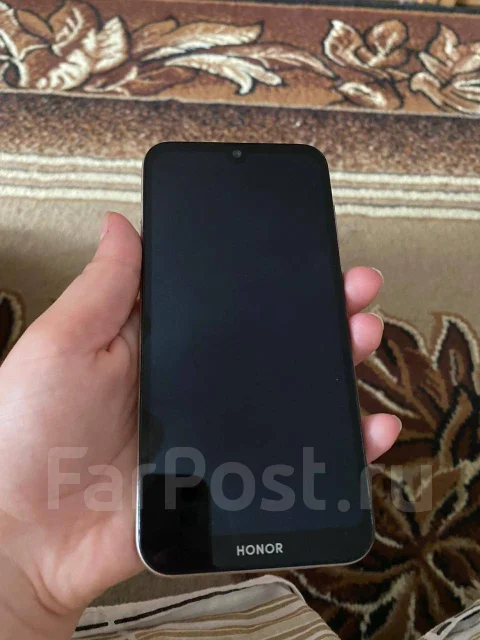 Honor 8S. �/�, �������, 4G LTE ����