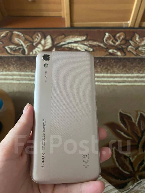 Honor 8S. �/�, �������, 4G LTE ����