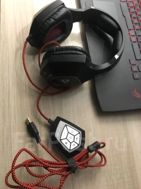 Asus ROG G751JL. 17.3", 2,8����, ��� 8 ��, ���� 1 000���, WiFi: 1, Bluetooth: 1 ����