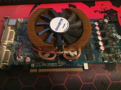 GeForce 9800 GT ����