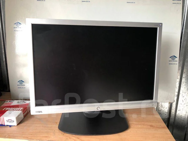 BenQ. 22" ����