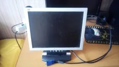 ViewSonic. 15" ����