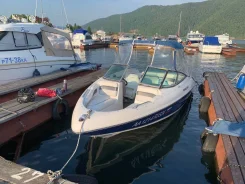 Rinker. 2007 ���, ����� 5,84��., ��������� ������������, 190��.�., ������ ����