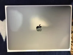 Apple MacBook Pro 15. 15.4", ��� 16 ��, ���� 256���, WiFi, Bluetooth, ����������� �� 11��. ����