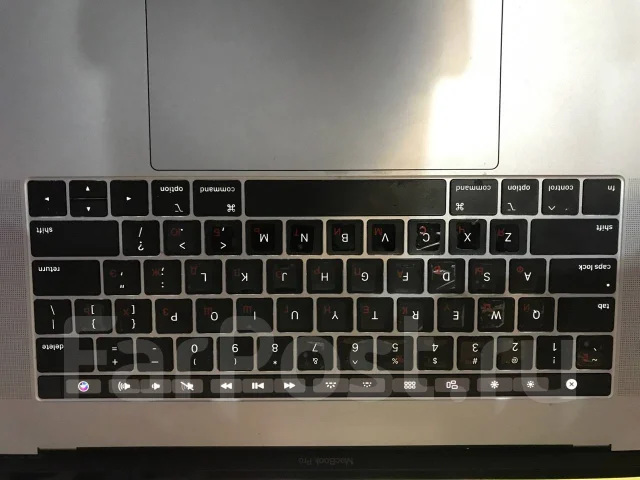 Apple MacBook Pro 15. 15.4", ��� 16 ��, ���� 256���, WiFi: 1, Bluetooth: 1, ����������� �� 11��. ����